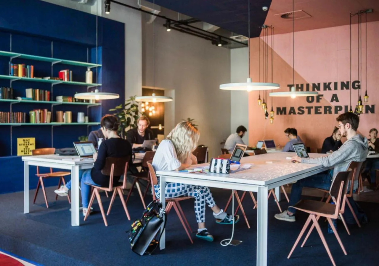 The Social Hub Rotterdam Ξενοδοχείο Ολλανδία